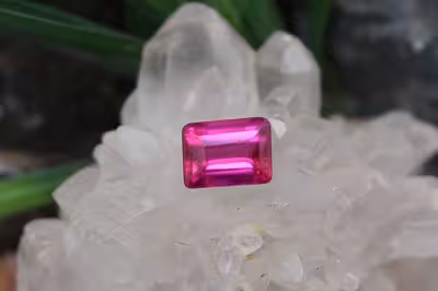 یاقوت تراش هندی (مصنوعی)