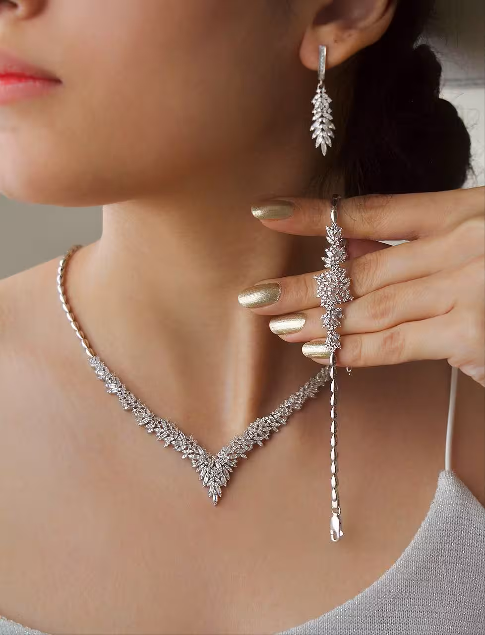 سرویس نقره پایه جواهر زنانه کد 60643