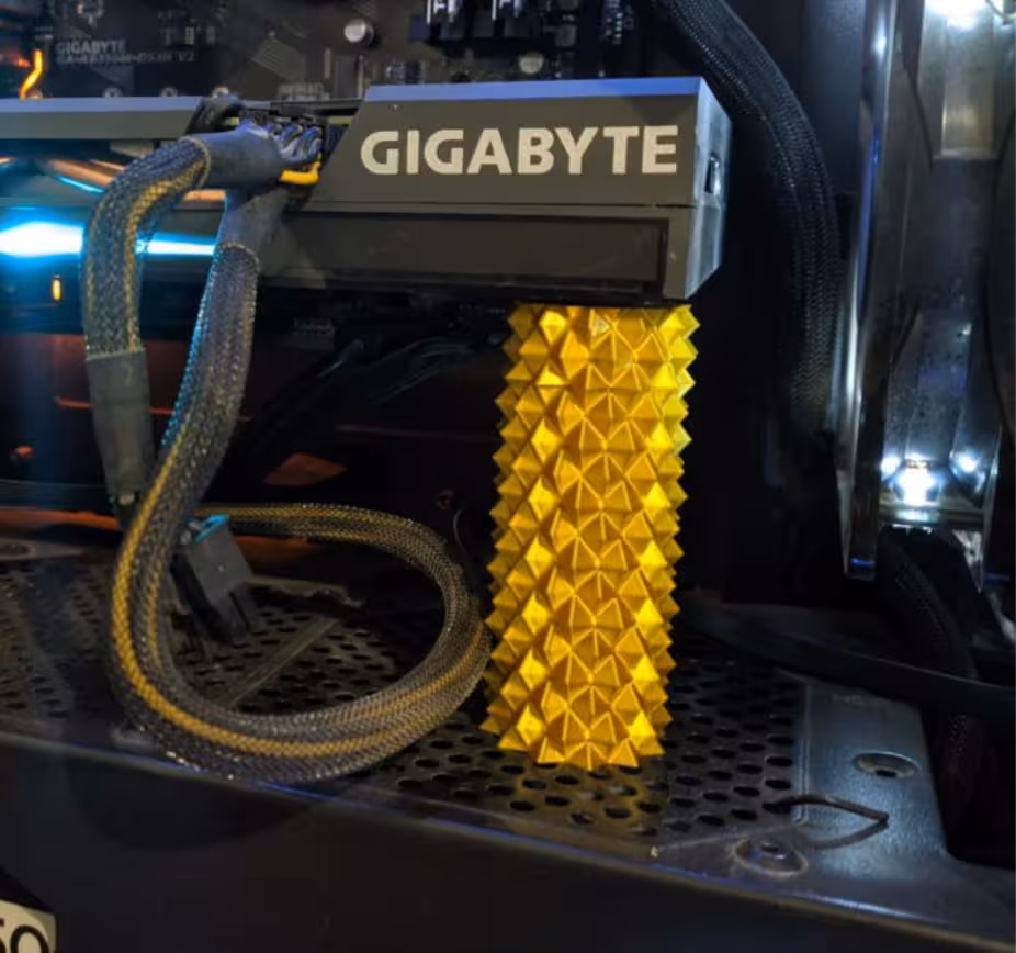 پایه کارت گرافیک (GPU) طرح ستون تیغ