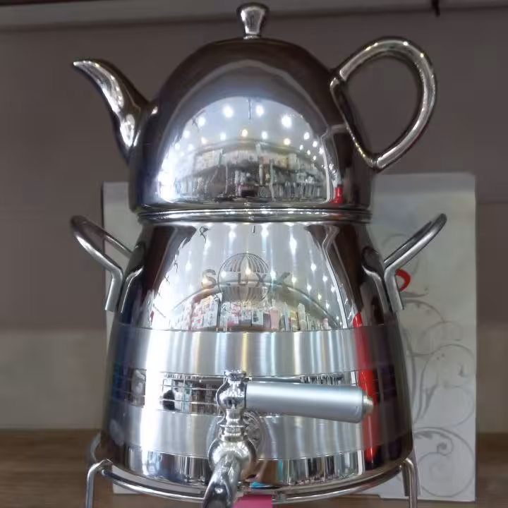 کتری قوری لوکس کد 9040 با قوری کروم و دو سال ضمانت 