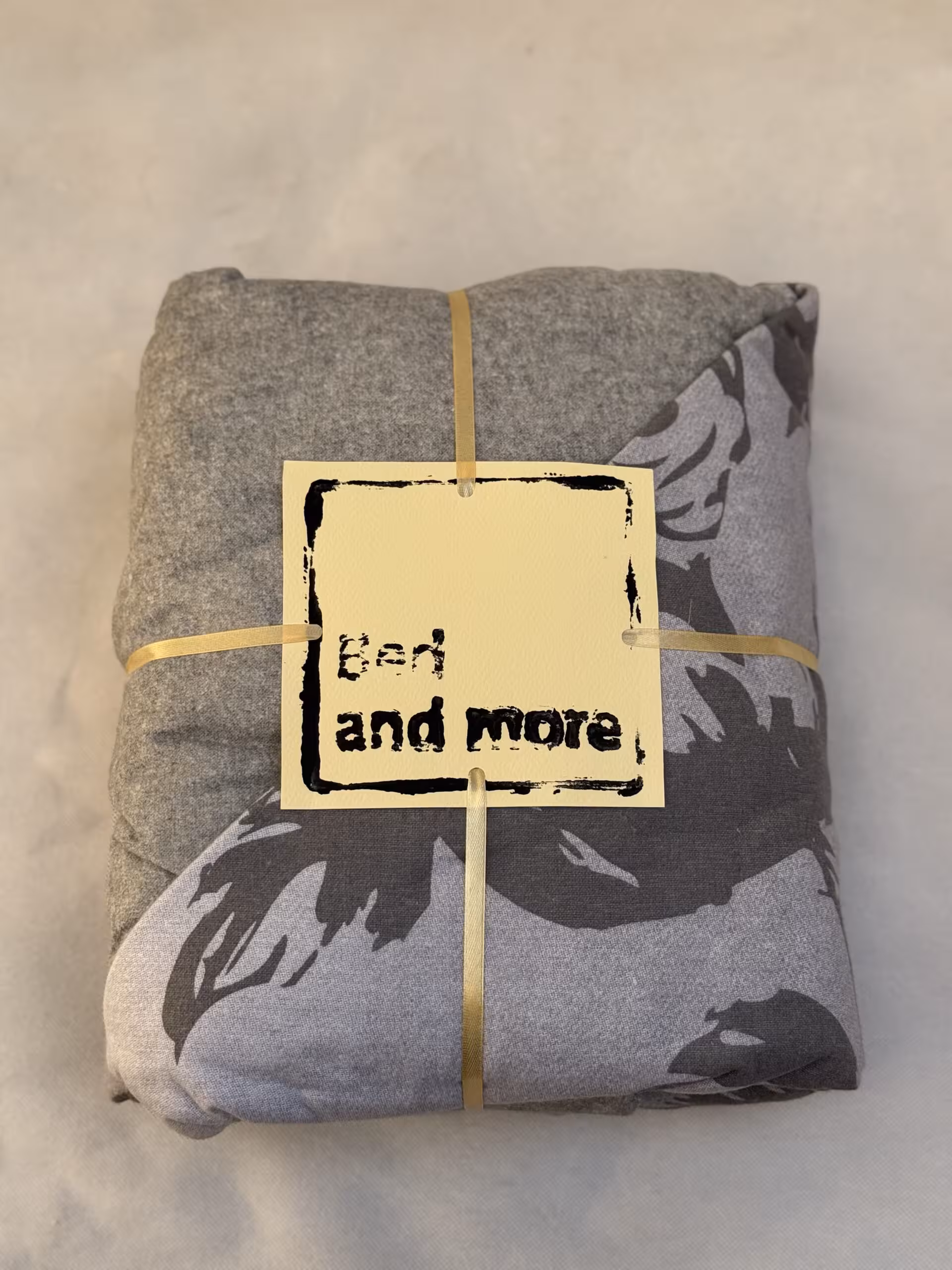 روتختی دو نفره چهار تکه کدL39 (کاور تشک،روانداز،دو عدد روبالشتی)