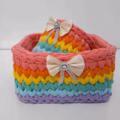 سبد قلاب بافی تریکو مدل رنگین کمانی کد 03 مجموعه 2 عددی