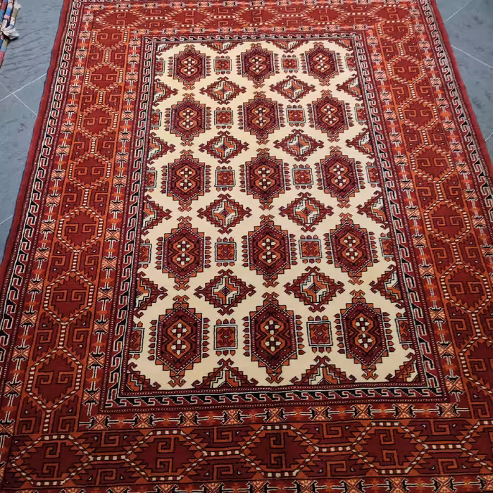 فرش دستبافت سه متری طرح لوزی کد AA380