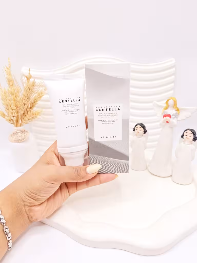 ضد آفتاب روشن کننده سنتلا اسکین 1004 کد 1622