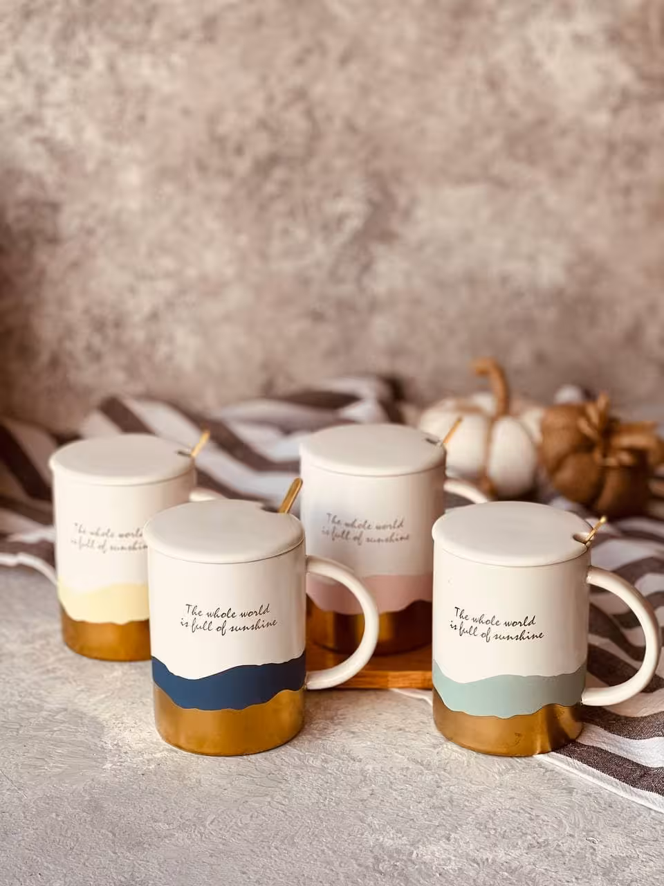 ماگ زیر طلایی