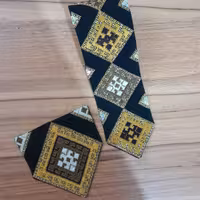 کراوات سوزن دوزی شده بادستمال جیب