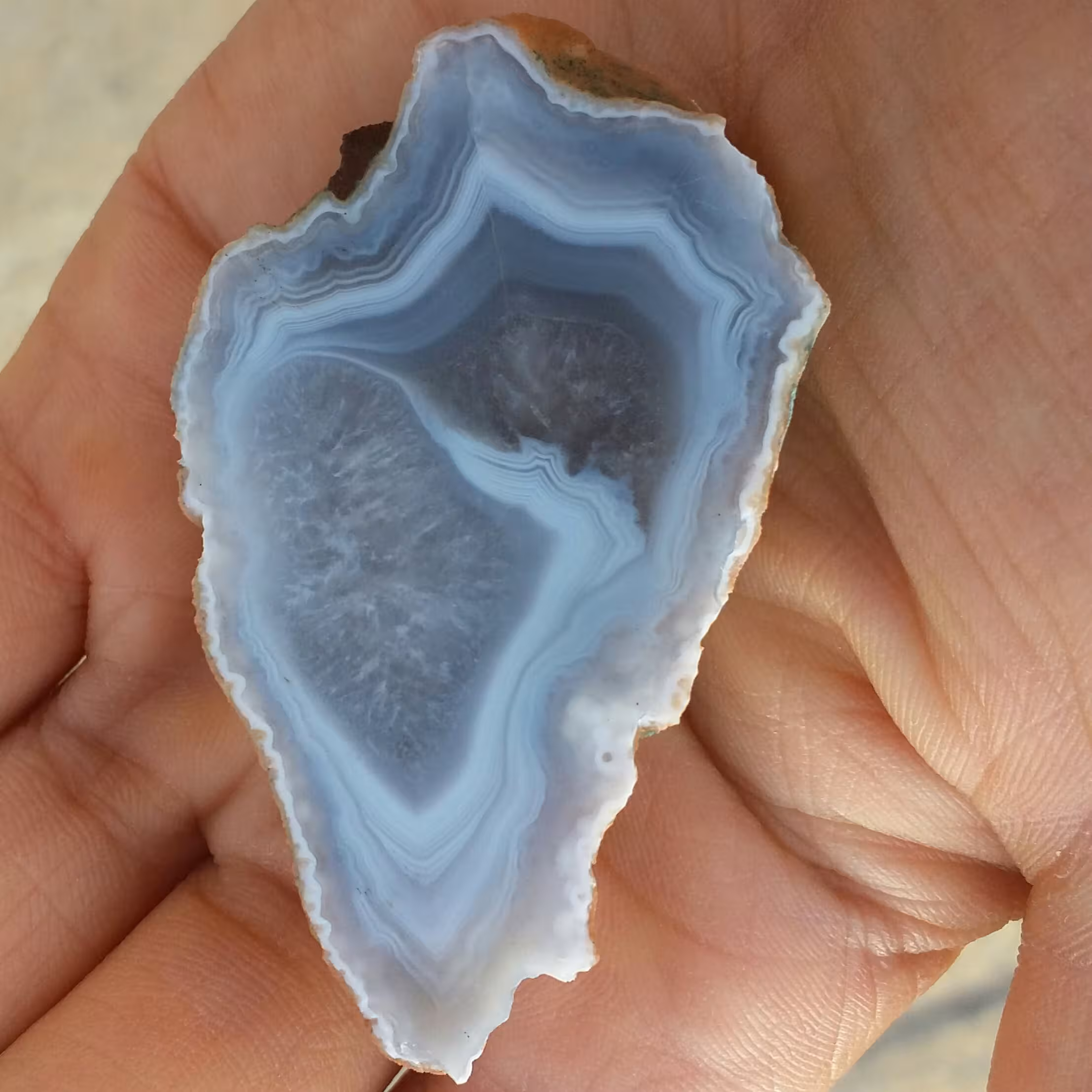 اسلایس سنگ راف عقیق سلیمانی 3 بعدی رنگی منظم ژئود دار خارق العاده محشر 100 در 100 طبیعی شاااااهکار خلقت دیدنی

