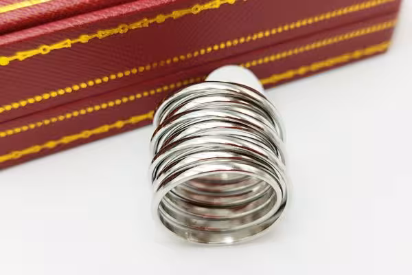 انگشتر استیل زنانه مدل فنری کد C084