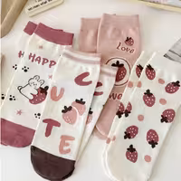 پک چهار جفتی جوراب نیم ساق طرح توت فرنگی