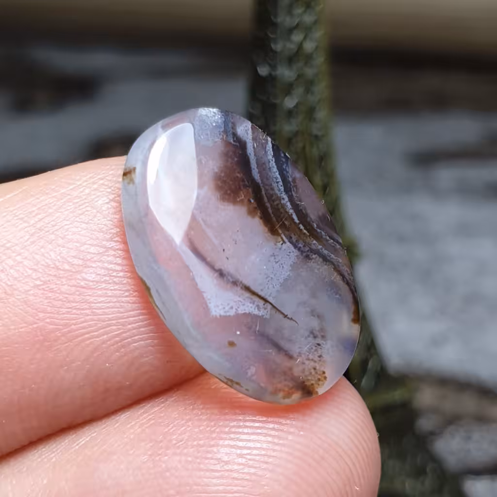  نگین فوق العاده زیبای سنگ صد درصد طبیعی عقیق شجری خراسانی اصل معدنی
کد 25625