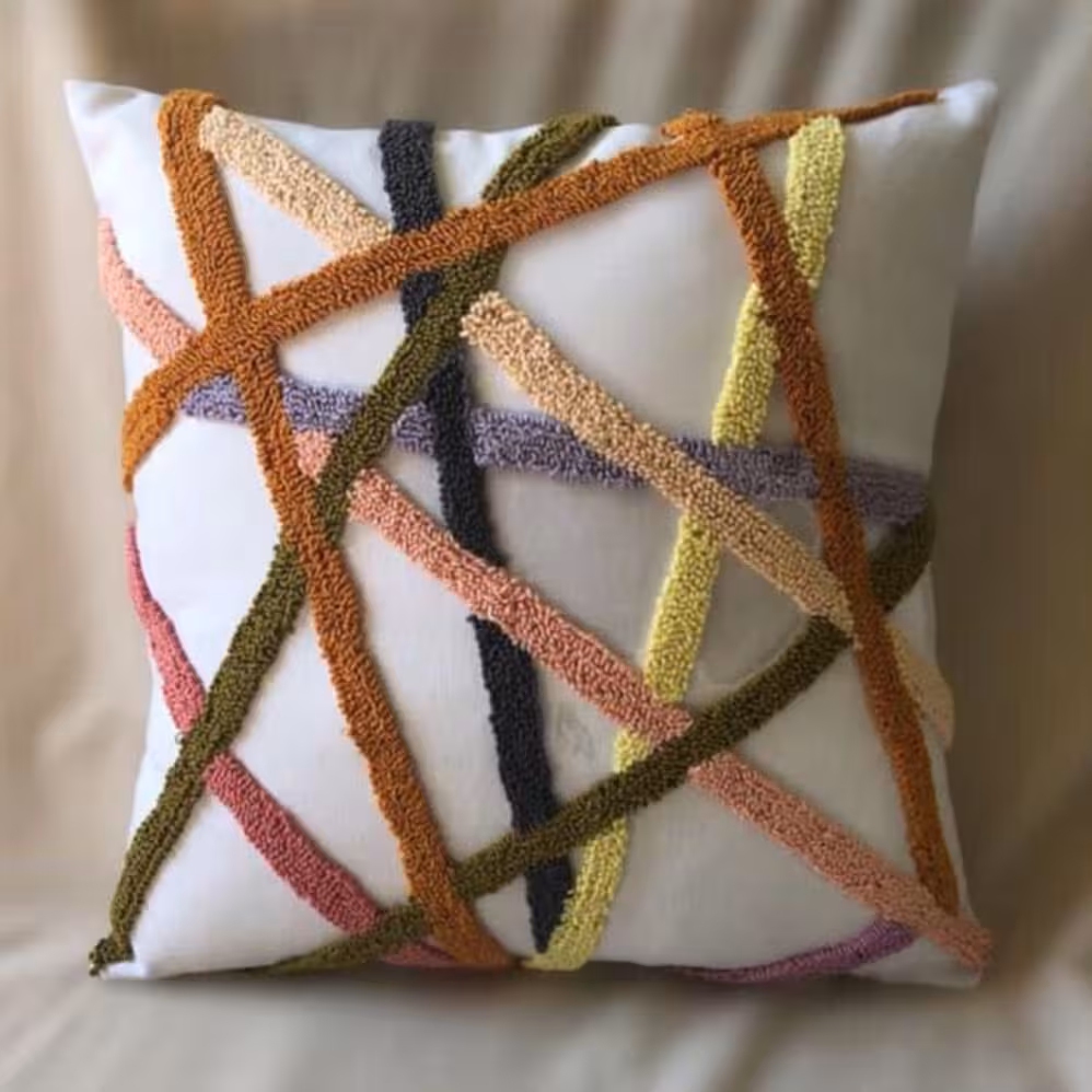 کوسن فانتزی طرح خط دار