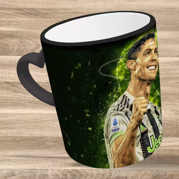 ماگ حرارتی مدل دسته قلبی اکلیلی طرح رونالدو کد 73