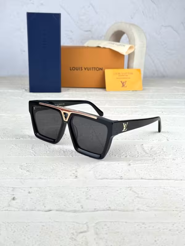 عینک آفتابی اسپورت لویس ویتون LOUIS VUITTON Z1502W