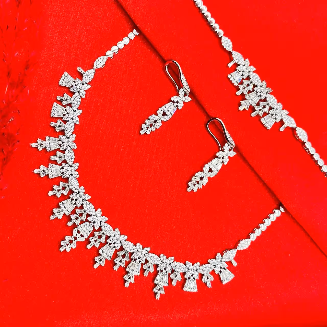 سرویس نقره مجلل جواهری زنانه کد 60272