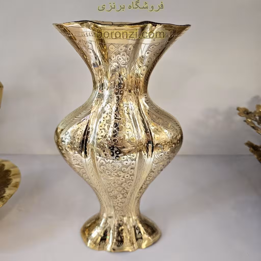 گلدان برنز قلمزني طرح غنچه