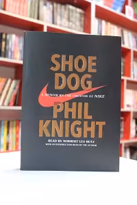 Shoe Dog اثر Phil Knight