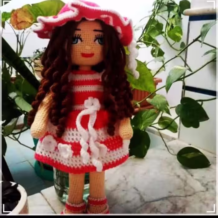 عروسک بافتنی نازدونه 