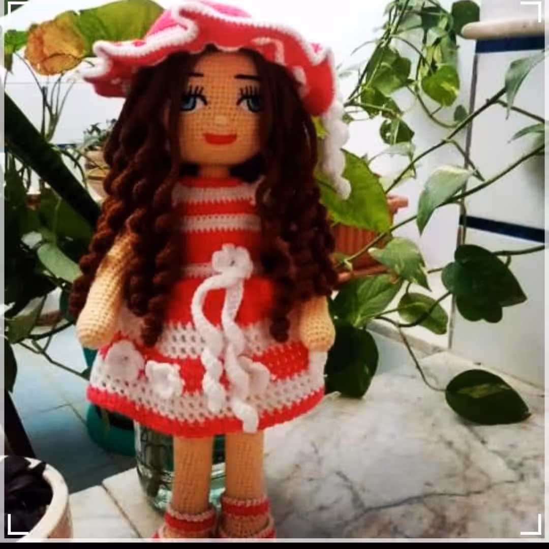 عروسک بافتنی نازدونه 