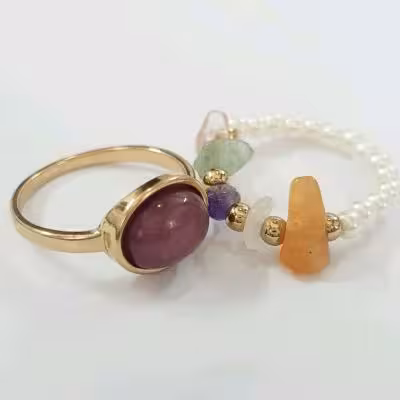 پک انگشتر کار شده با سنگ های طبیعی و مروارید