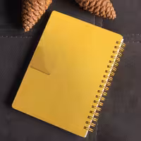 دفتر یادداشت طرح چرم زرد