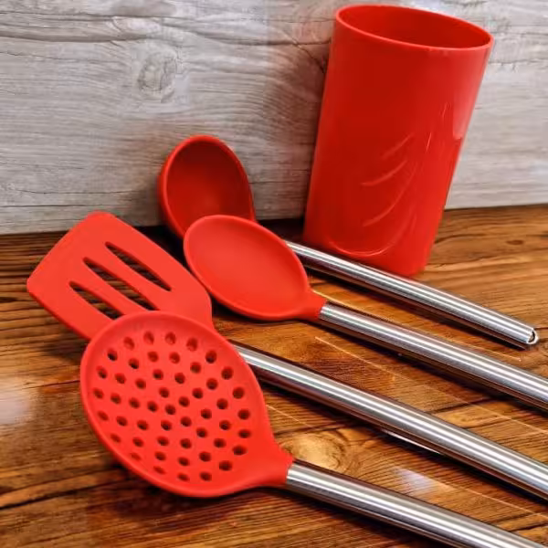 ست کفگیر ملاقه پنگوین رنگ قرمز کد PENGUEN-1750