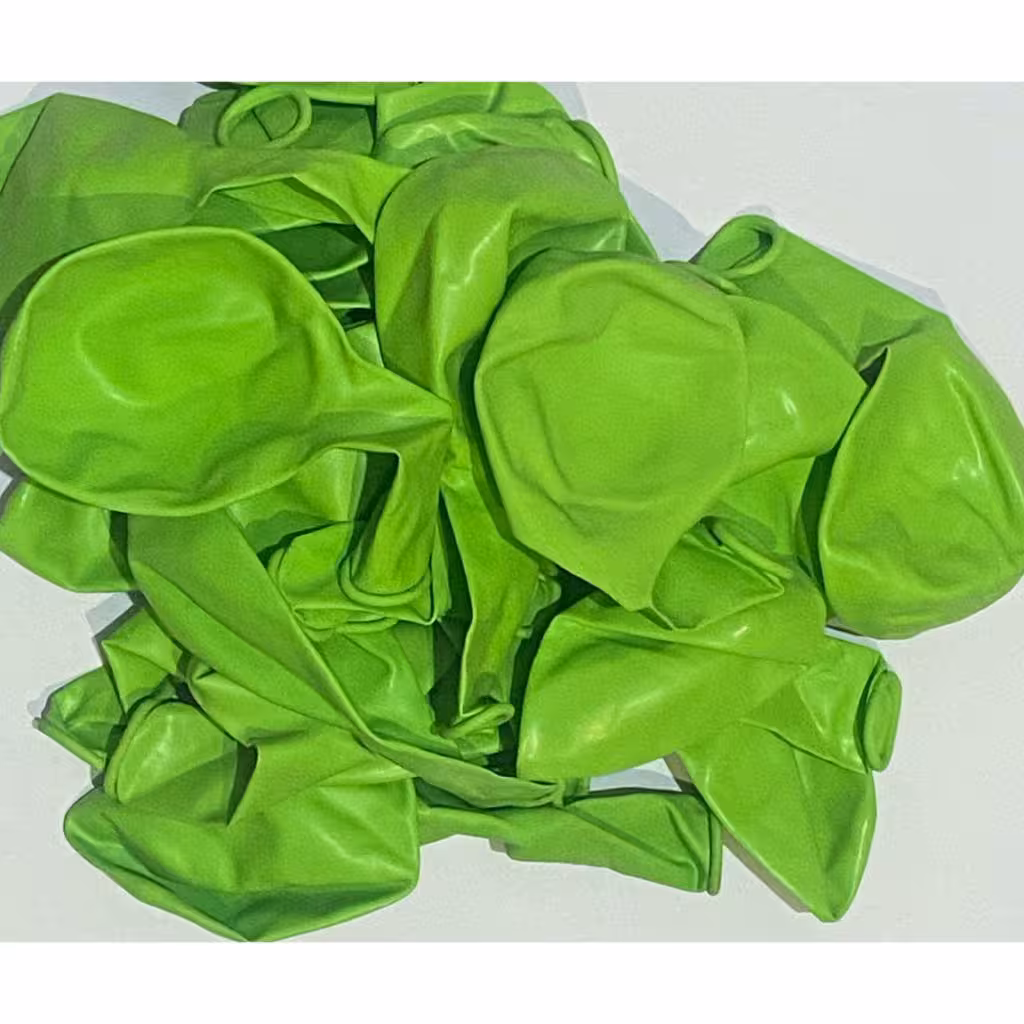 بادکنک لاتکس سبز کمرنگ ساده 12 اینچ