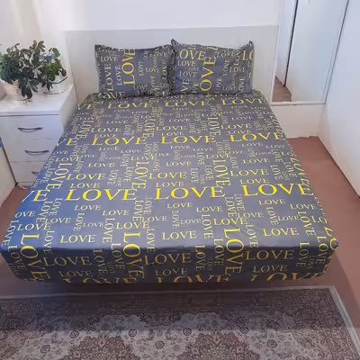 سرویس ملحفه مدل کشدار ni05004 طرح لاو کد 160  دو نفره سه تکه