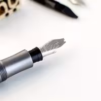 یدک سر قلم پیچی خودنویس کالیگرافی دو قلو کاوکو KAWECO Calligraphy twin bock nib unit 060