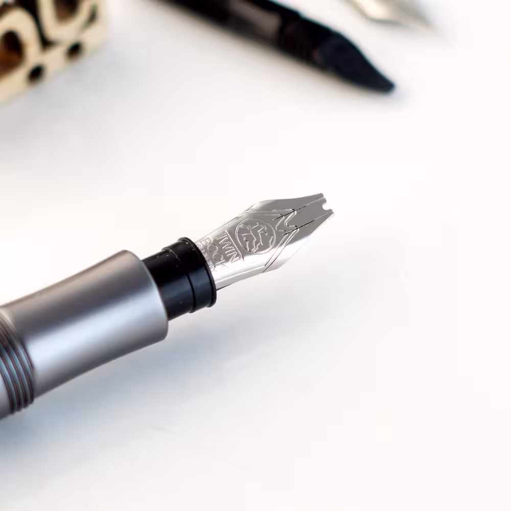 یدک سر قلم پیچی خودنویس کالیگرافی دو قلو کاوکو KAWECO Calligraphy twin bock nib unit 060