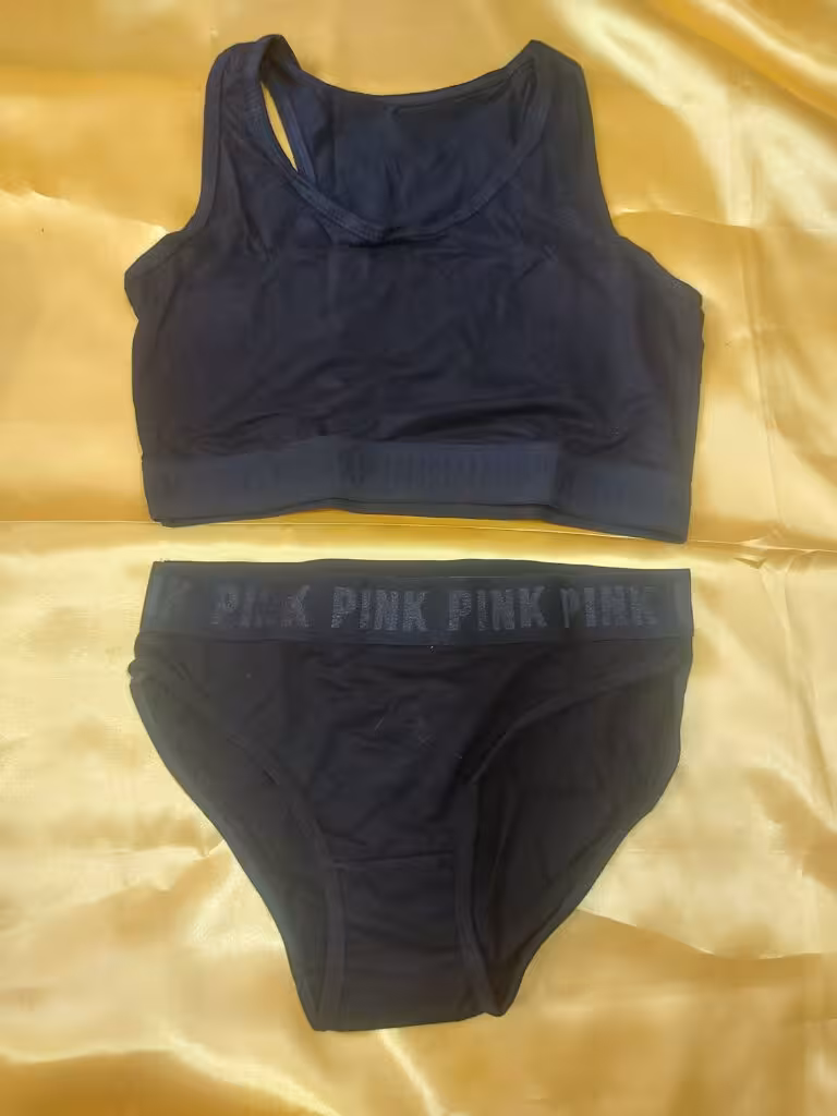 ست شورت و نیم تنه ورزشی کد R-501