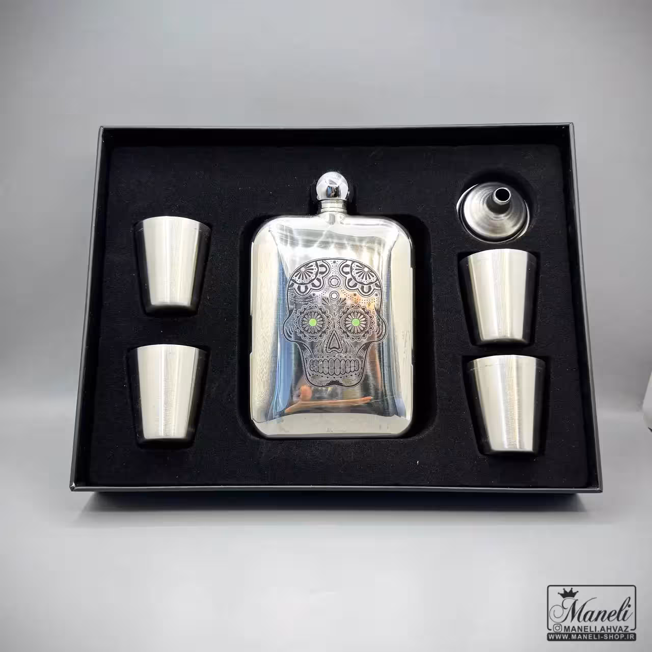هیپ فلاسک و شات نقره ای طرح جمجمه | جذاب و متفاوت 140310107