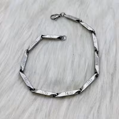 دستبند مدل کبریتی رنگ سفید