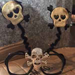 عینک طرح اسکلت