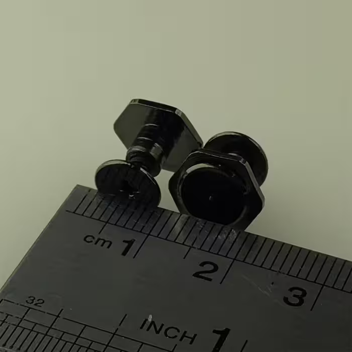 یراق پیچ کمربند مدل شش گوش کد BLK2 بسته 2 عددی 