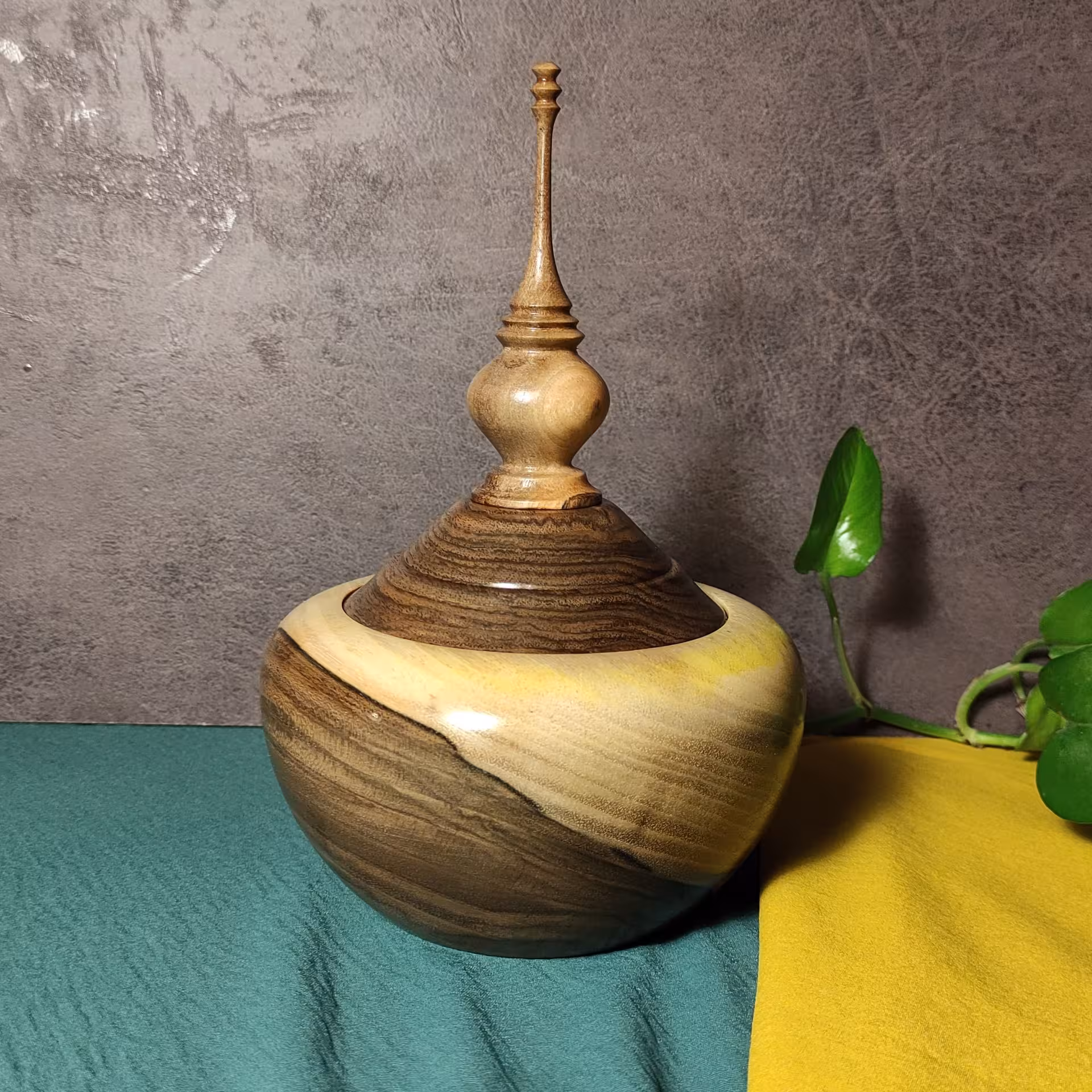 شکلات خوری چوبی کد 024