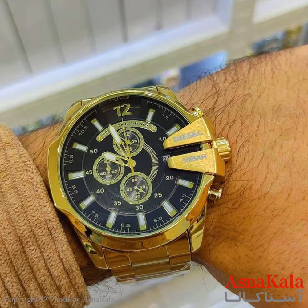 ساعت مچی عقربه ای مردانه دیزل شاخدار با 3موتورفعال و ضدآب و روزشمار کد WTCH11171W