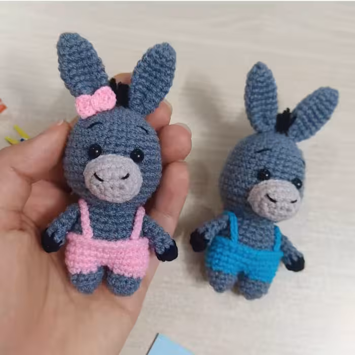 عروسک جاکلیدی بافتنی مدل الاغ بامزه