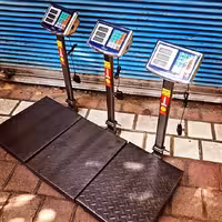 ترازو باسکول 300 کیلویی تاشو نمایشگر معمولی