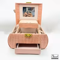 جعبه جواهراتی لاکچری | جادار و زیبا | رنگ گلبهی 14030574