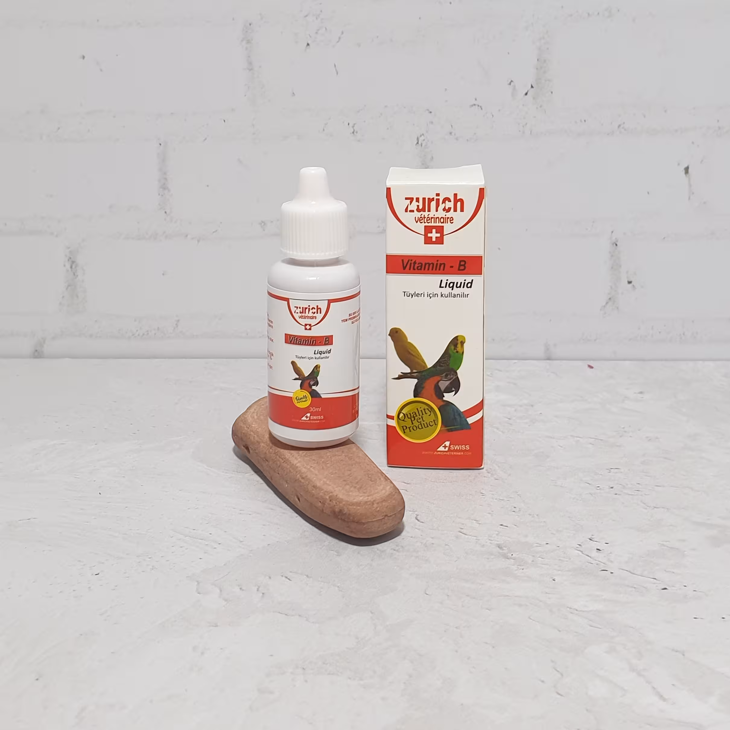 قطره ی ویتامین ب  کمپلکس zurich  مناسب مرغ و خروس طیور زینتی مثل عروس هلندی مرغ عشق و 