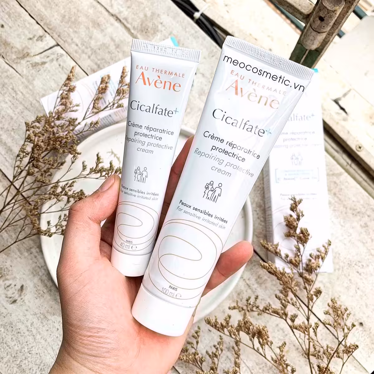 کرم ترمیم کننده سیکالفیت اون فرانسوی (Avene Cicalfate Repair Cream)