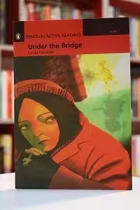 Penguin Active Reading 1 Under the Bridge