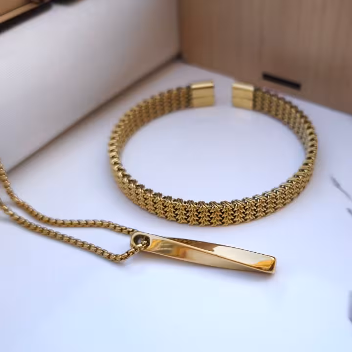 ست بنگل و گردنبند طلایی پسرانه استیل