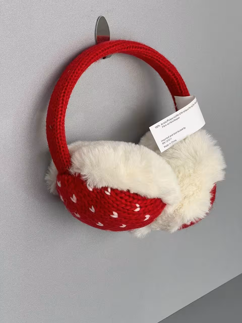 گوشگیر زمستانی بافتنی قرمز طرح قلب