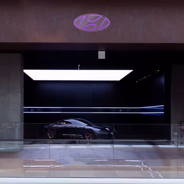 چراغ دیواری نئون دیزاین طرح Hyundai_PR