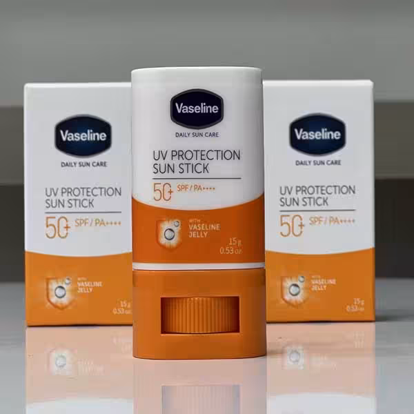 ضد آفتاب استیکی وازلین Vaseline وزن 15 گرم SPF 50