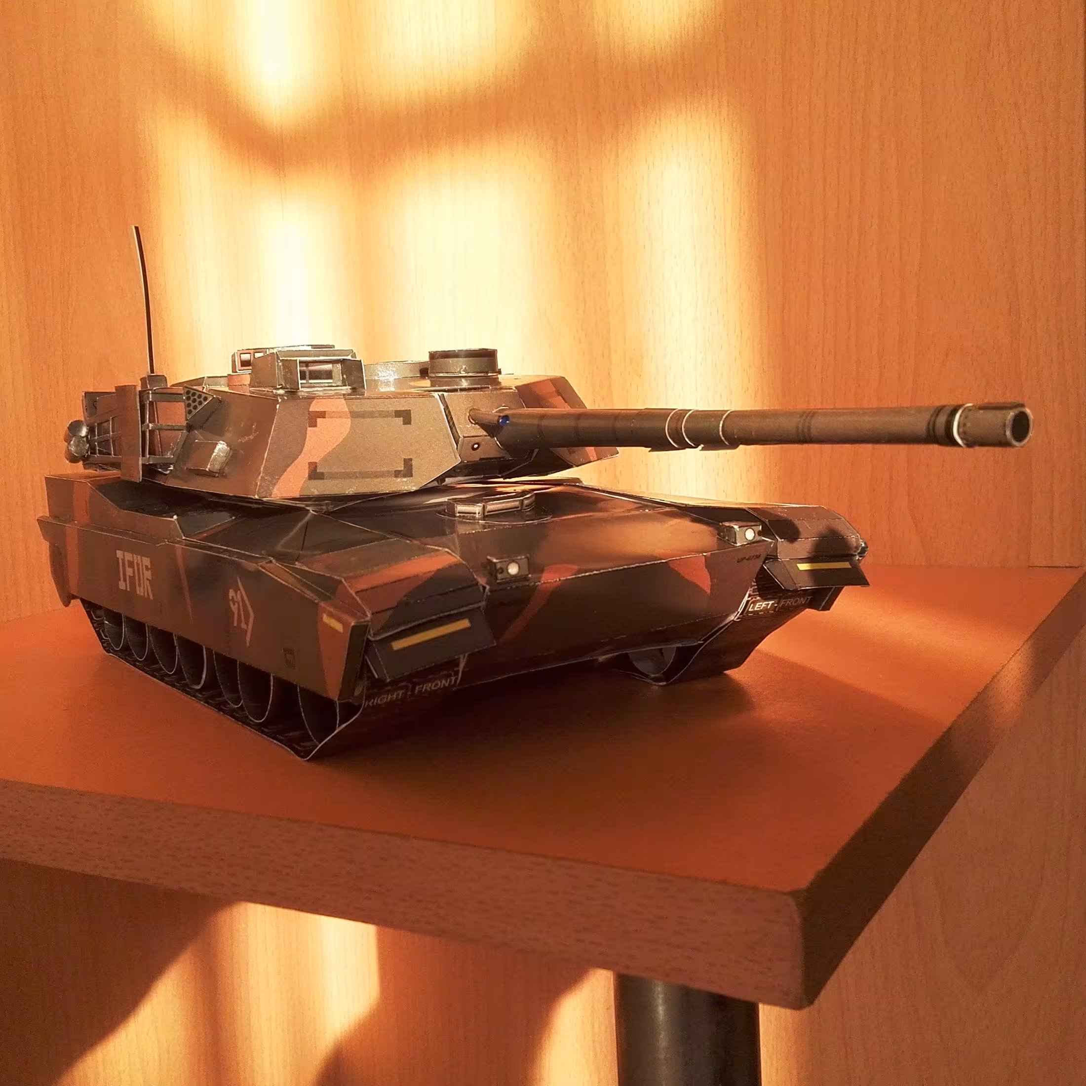 کیت ساخت ماکت  تانک آبرام استتا ر جنگل