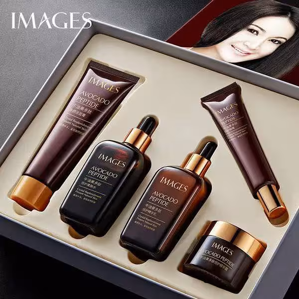 پک مراقبتی پوست آووکادو و پپتاید ایمیجز کد XXM54987
Images skin care pack