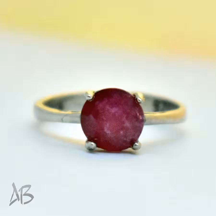 انگشتر  زنانه نقره یاقوت سرخ درجه یک دانه اناری معدنی کد 369 آقابزرگ