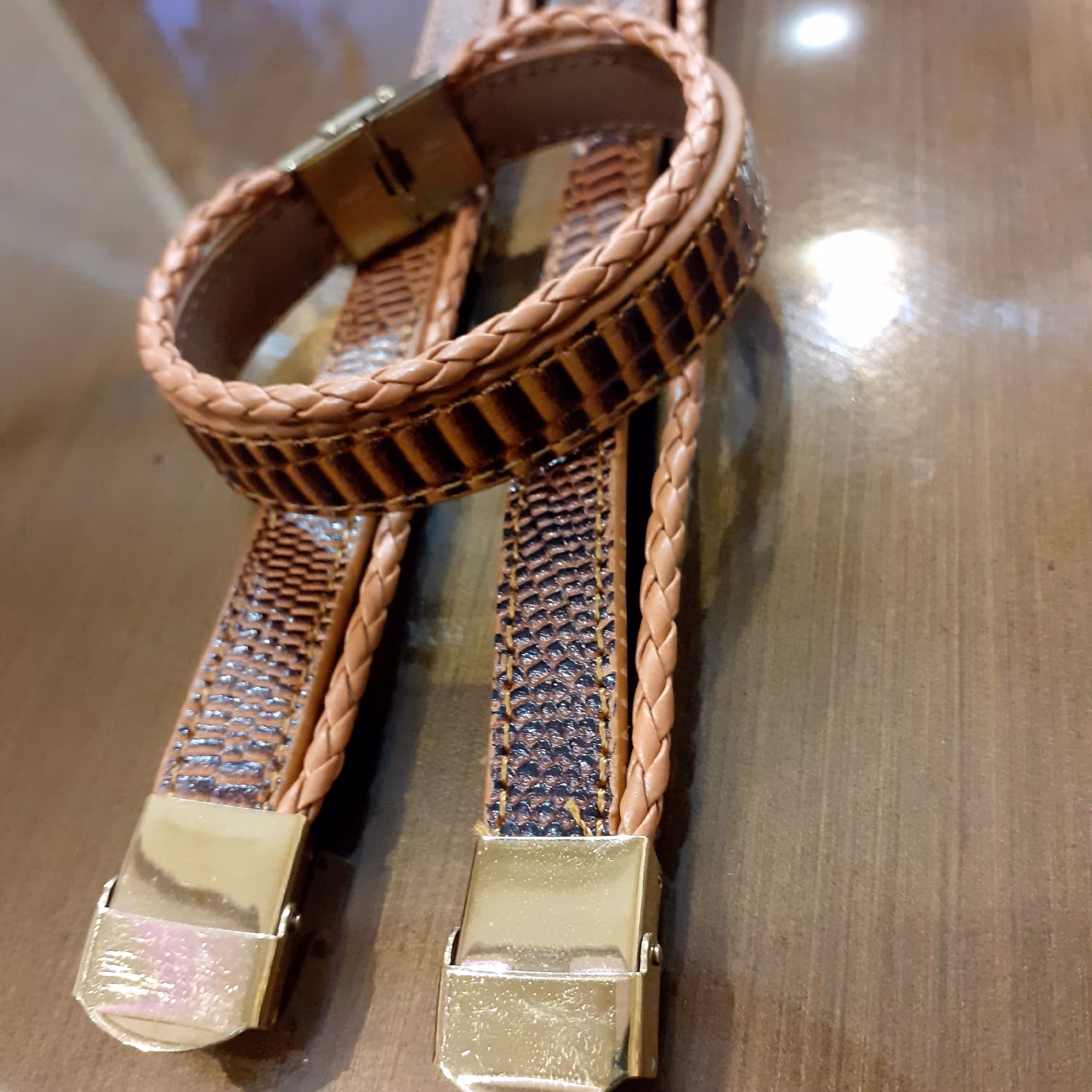 دستبند چرم 0